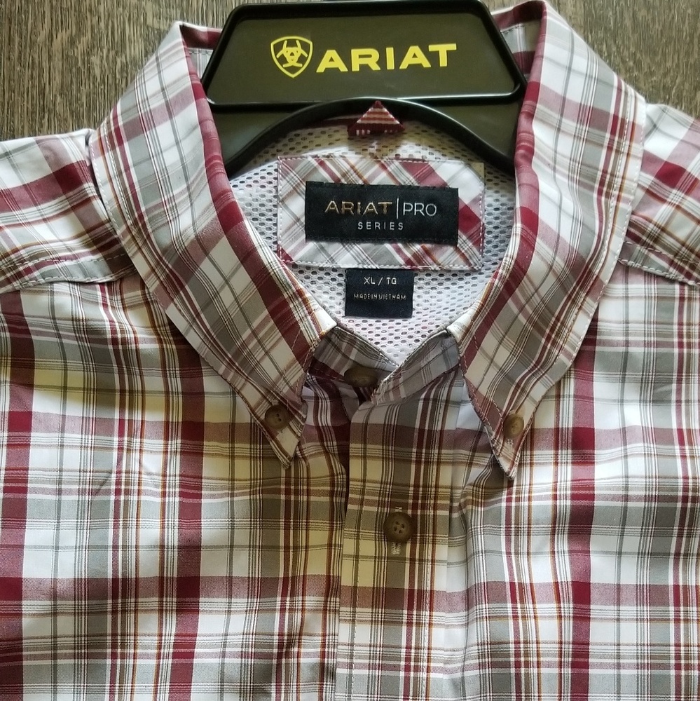 ARIAT men's long sleeve dress shirt XL